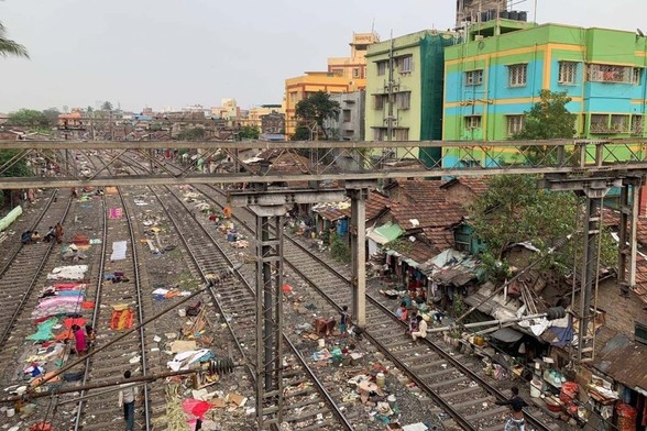 rail line in Kolkata
