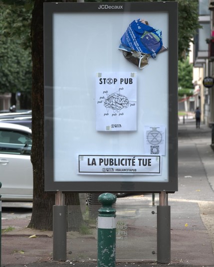 Action "AntiPub" sur Chambéry du 1 juin 2024